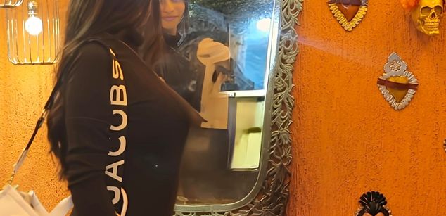 Model - Valen Hops zoom