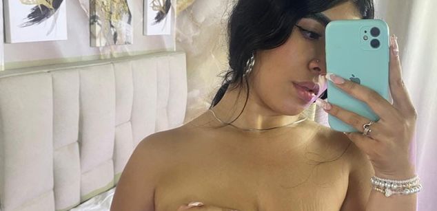 Model - Valen Rosse dirty