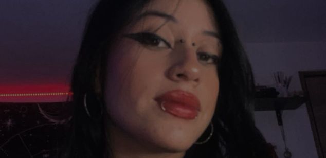 Model - Katzze colombiana