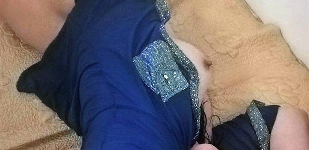 Model - RoseDD naturaltits