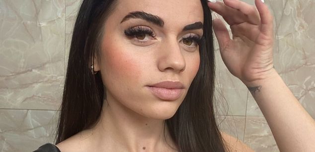 Model - ClarissaMorales squirt