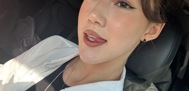 Model - domii_lil asmr