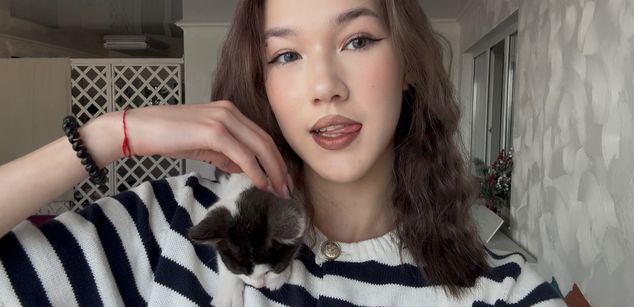 Model - domii_lil asmr