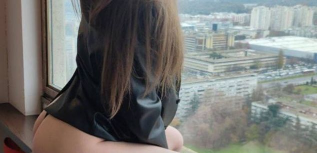 Model - NaomiLisss slim