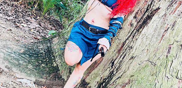 Model - medakawaii bigass