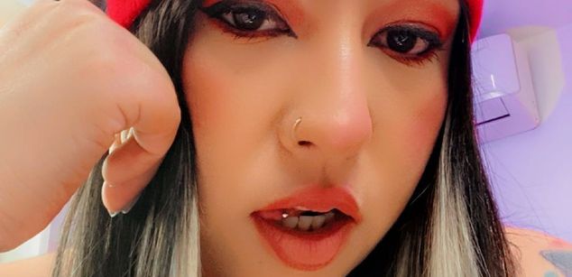 Model - medakawaii bigass