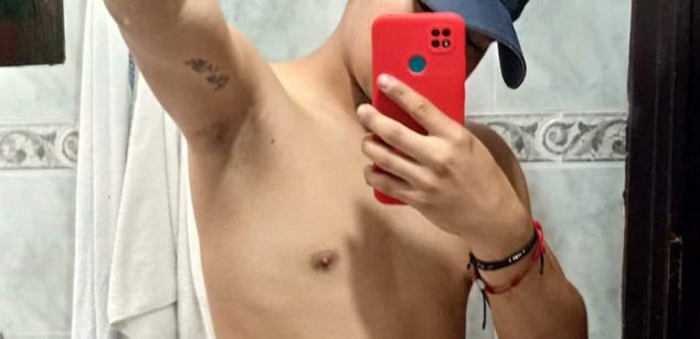 Model - Julian Flame teen