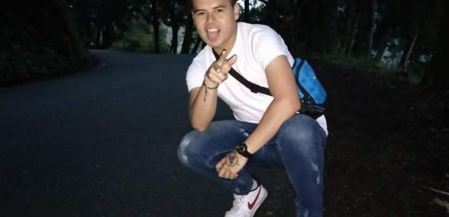 Model - Julian Flame teen