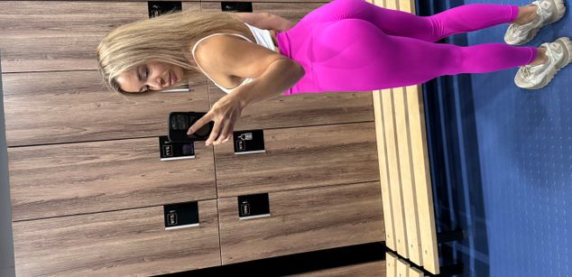 Model - Muscle Queen bigass