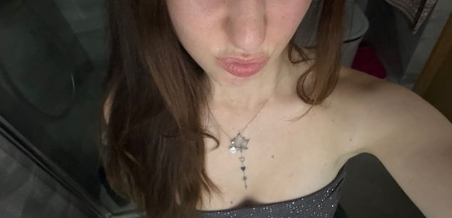 Model - Harper sexyfeet