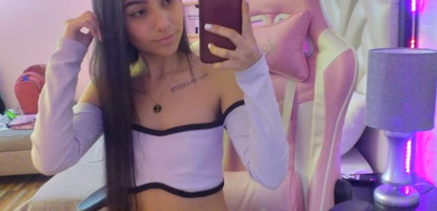 Model - Mia Jade Feet