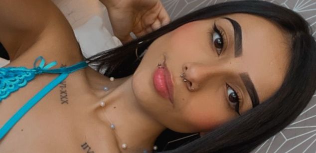 Model - Mia Jade Sexy