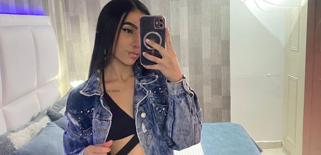 Model - Mia Jade Feet