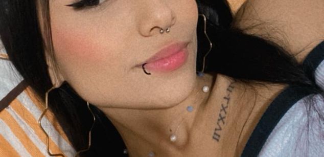 Model - Mia Jade Feet