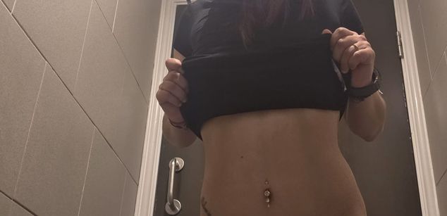 Model - Sweetlitlepussy feet