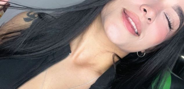 Model - Lexxiee Haze bigass