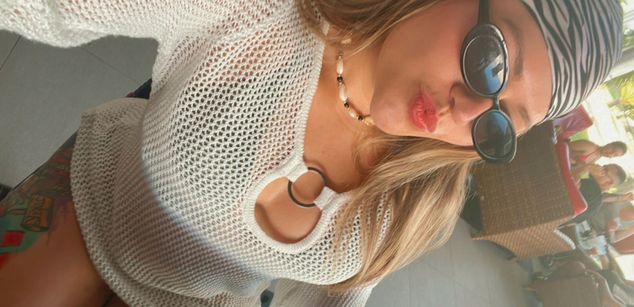 Model - IsabellaRosse dp