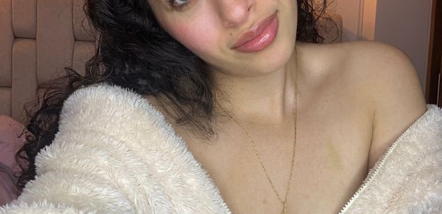 Model - Tini Orion weetpussy