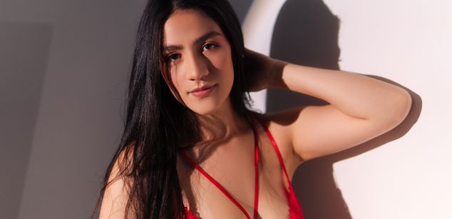 Model - LiaMoretti feet