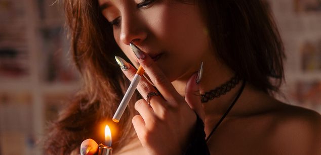 Model - VenusOlympus pussy