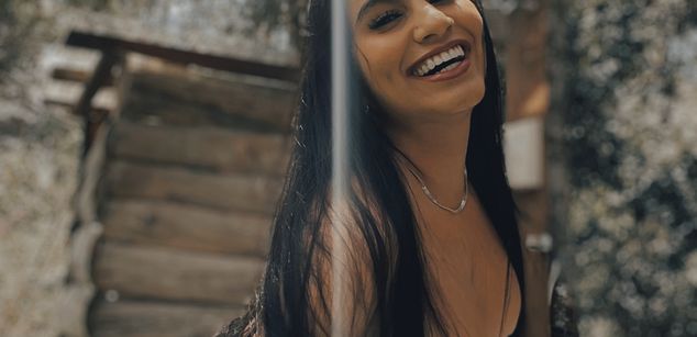 Model - Valery D. young