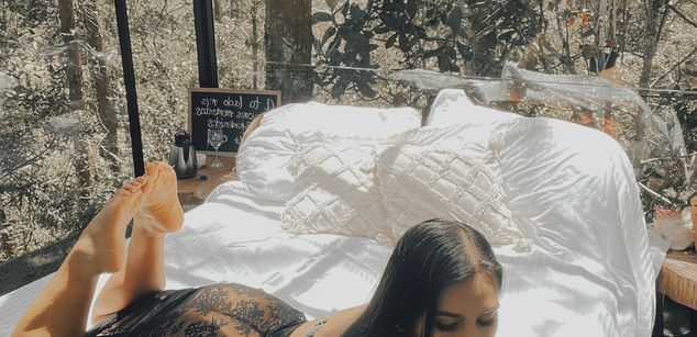 Model - Valery D. young