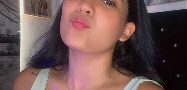 Model - angelmore penetration