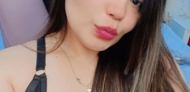 Model - CrystalByrne bigboobs