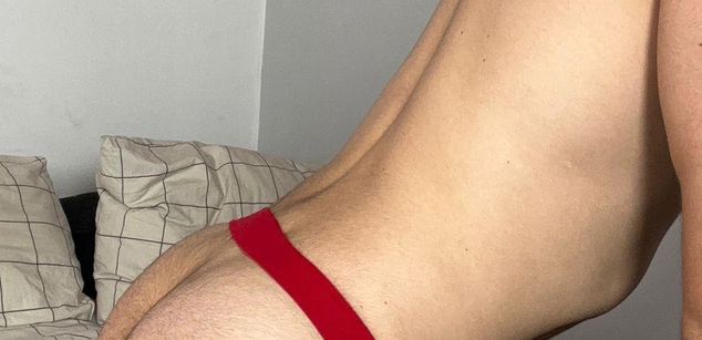 Model - Mathew Conelly cum