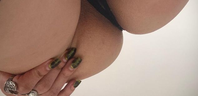 Model - abby_jones squirt