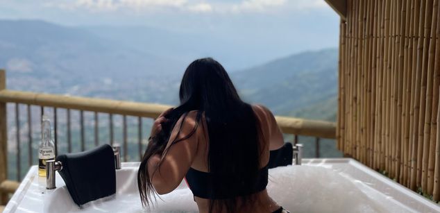 Model - Valery D. young