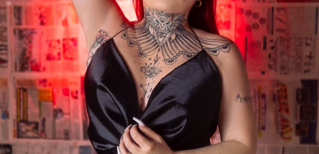 Model - AmaranthaVelmet femdom