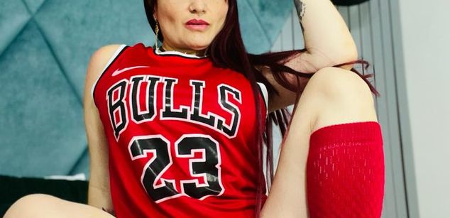 Model - AmaranthaVelmet femdom