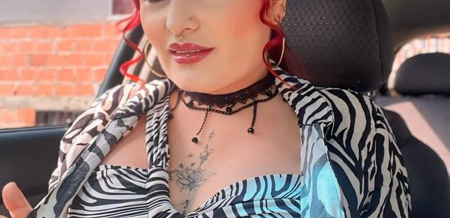 Model - AmaranthaVelmet femdom