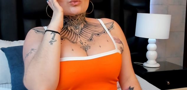 Model - AmaranthaVelmet femdom