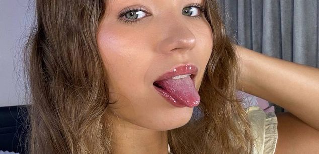 Model - AlexiaCoy_ bigass