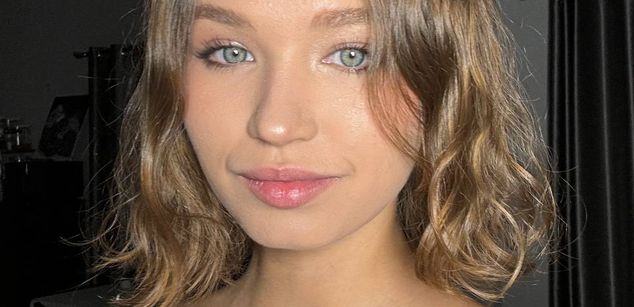 Model - AlexiaCoy_ bigass