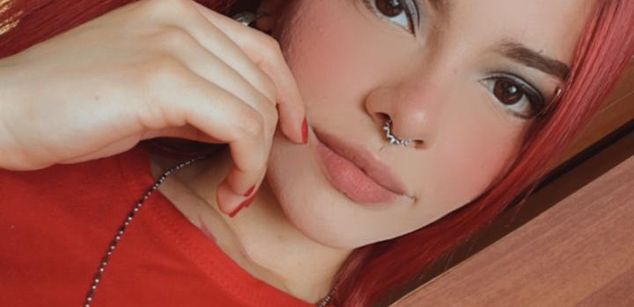 Model - abby_jones hairy