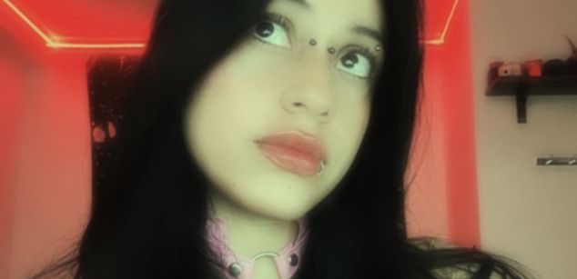 Model - Katzze colombiana