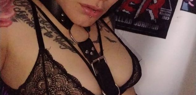 Model - KIRA VICEN tierna