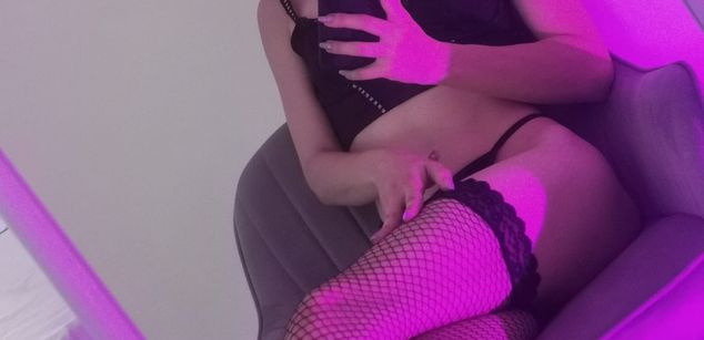 Model - NicoleBond teen