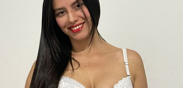 Model - MadisonBeck teen