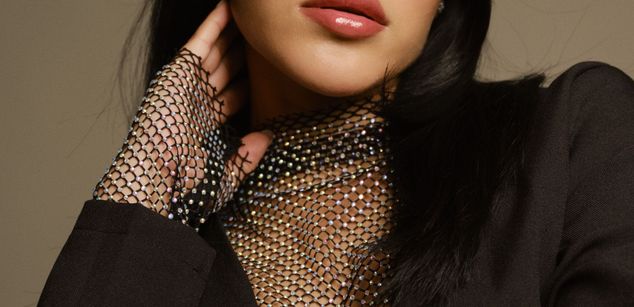 Model - Konnie dominacin