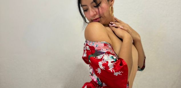 Model - Zoe Ferrer feet