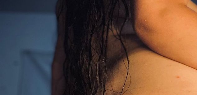 Model - Valen Rosse dirty