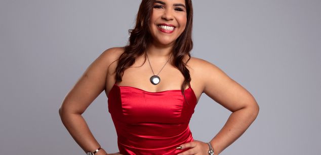 Model - Kasandra Hale mature