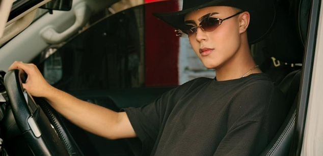 Model - jey_jordan bigass