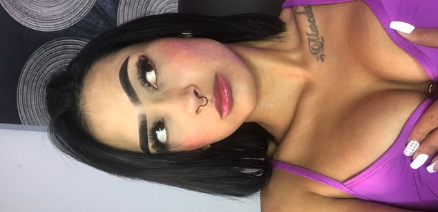 Model - Elisa Peters latina