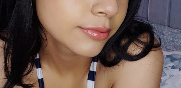 Model - Bella Sky Submissive