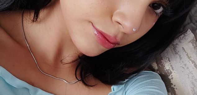 Model - Bella Sky Submissive